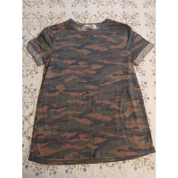 Cut And Paste Brand Juniors Size Small Camo Tee Shirt - Picture 1 of 3